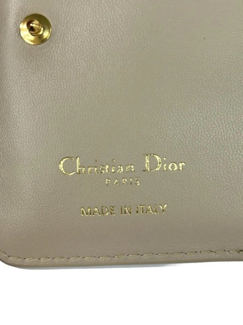 DIOR/ChristianDior Dior Caro - Beige Leather Bifold Wallet - Picture 3 of 8